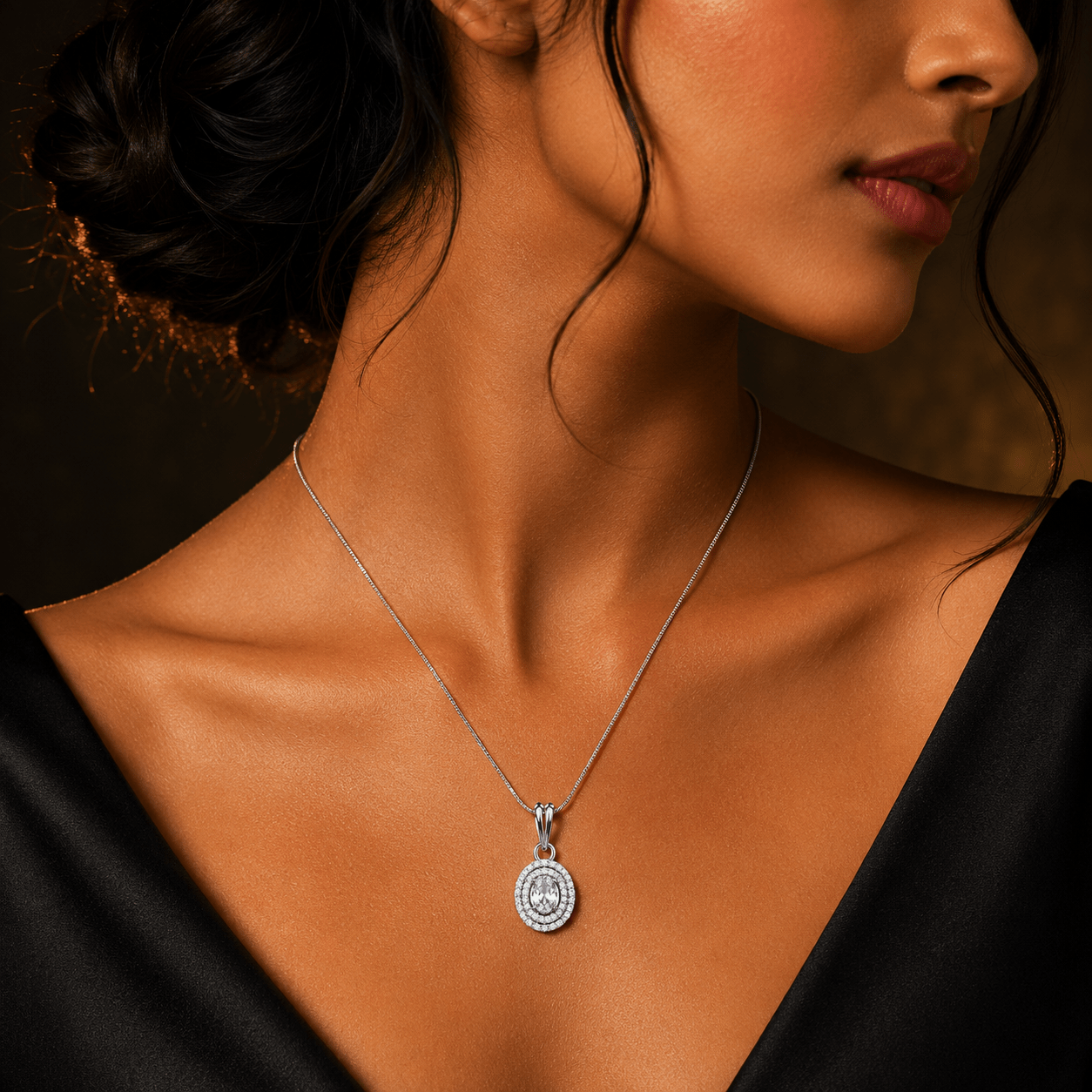 Starlit Oval Chain Pendant for Women