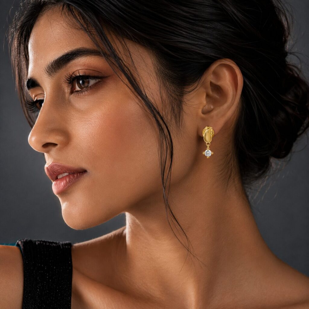 Elegant Leaf Solitaire Stud Earrings