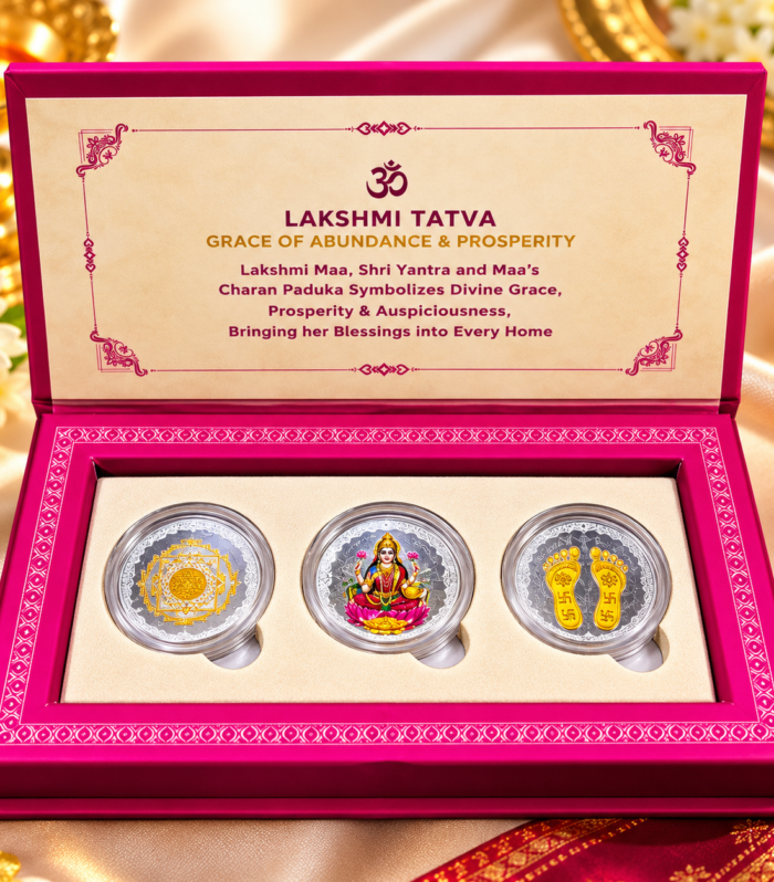 Maa Lakshmi, Yantra and Maa Lakhsmi Footprints 999 Three grams Coin Set
